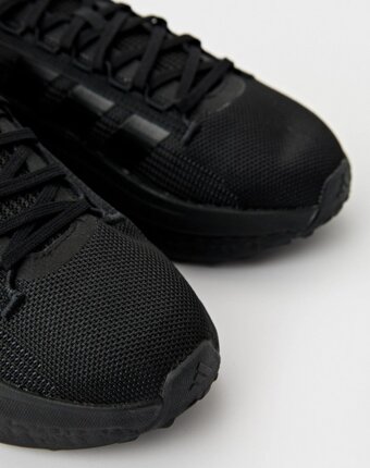 Кроссовки adidas женщинам