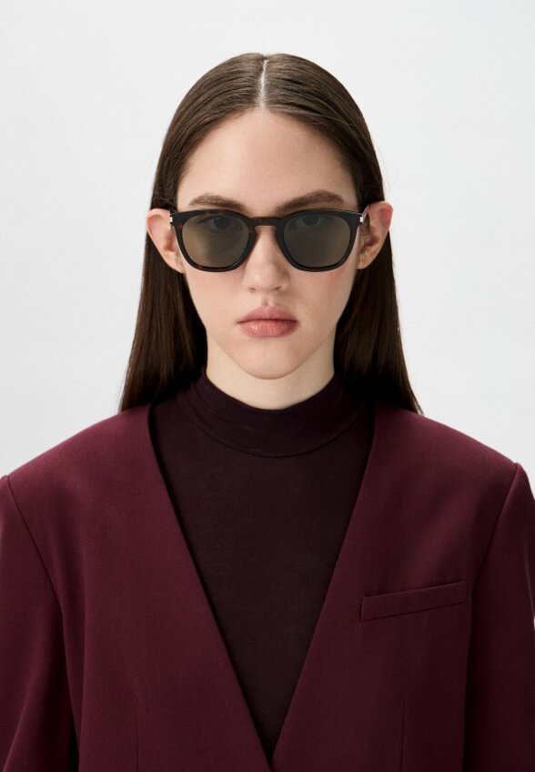 Очки солнцезащитные Saint Laurent