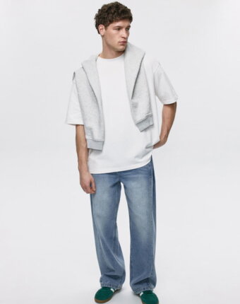 Базовая футболка MAX OVERSIZE FIT мужчинам