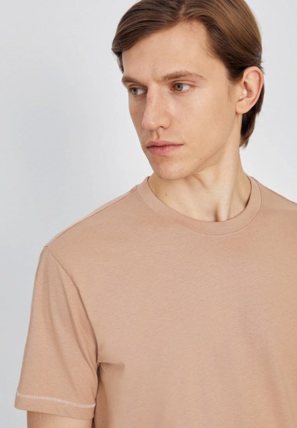 Футболка Finn Flare