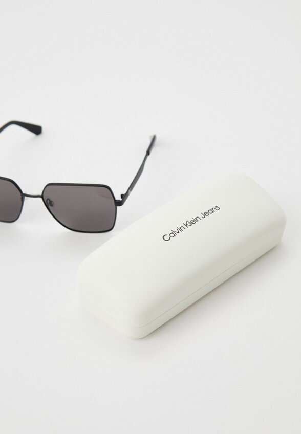 Очки солнцезащитные Calvin Klein Jeans