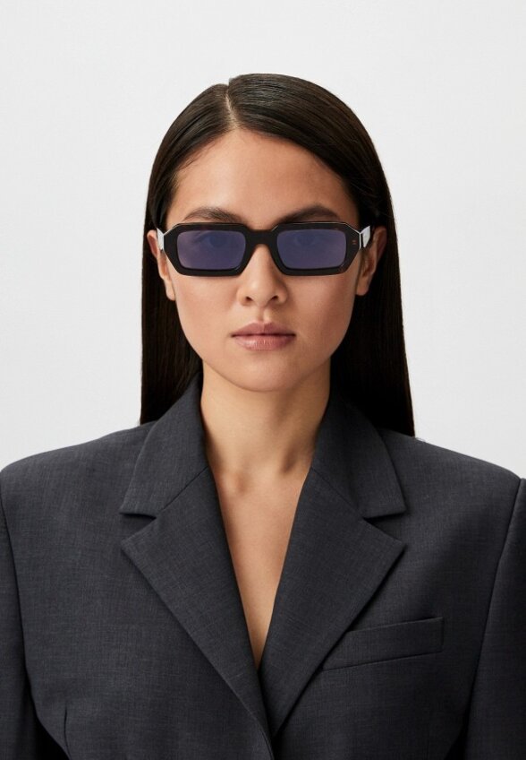 Очки солнцезащитные Prada