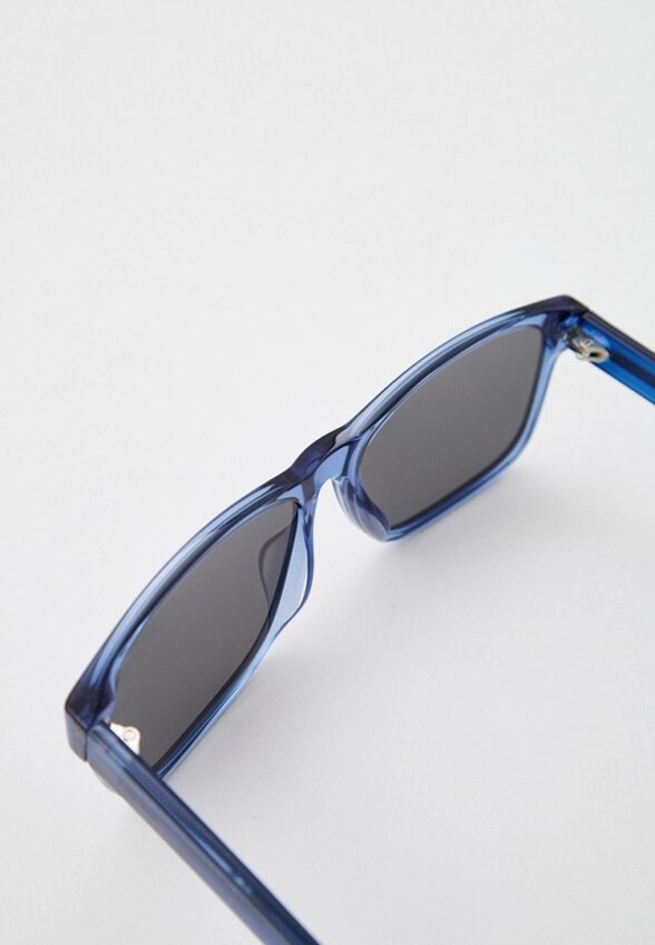 Очки солнцезащитные Hugo