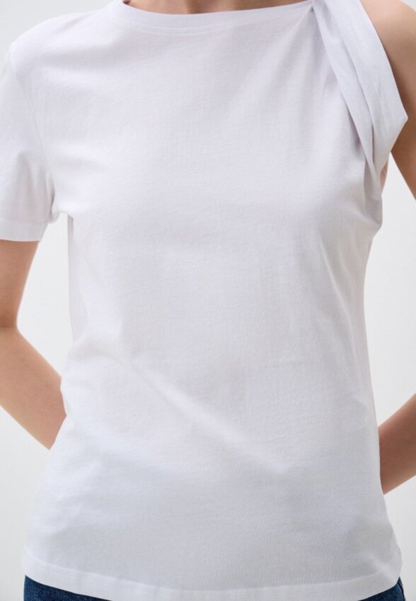 Футболка Finn Flare