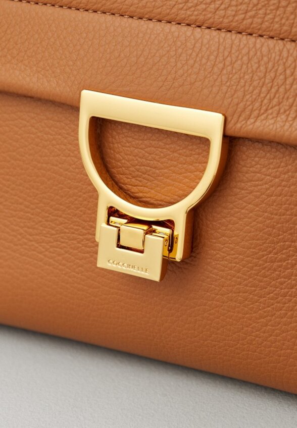 Сумка Coccinelle