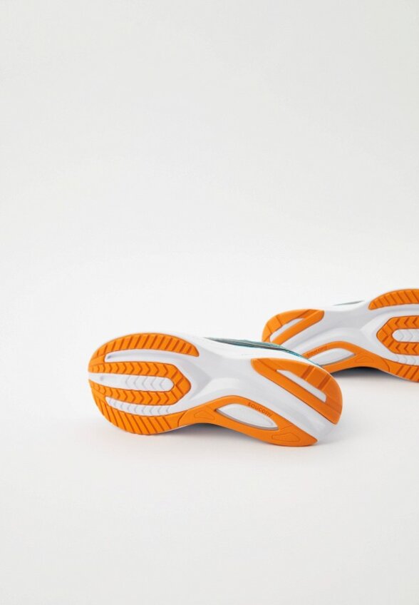 Кроссовки Saucony