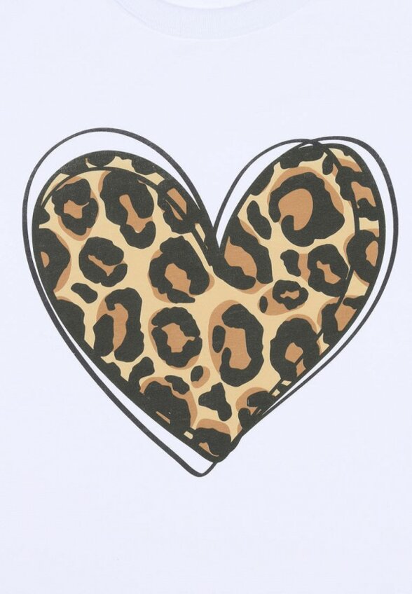 Футболка Апрель