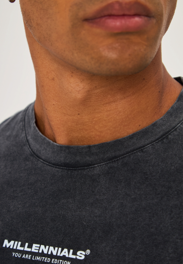 Футболка Millennials