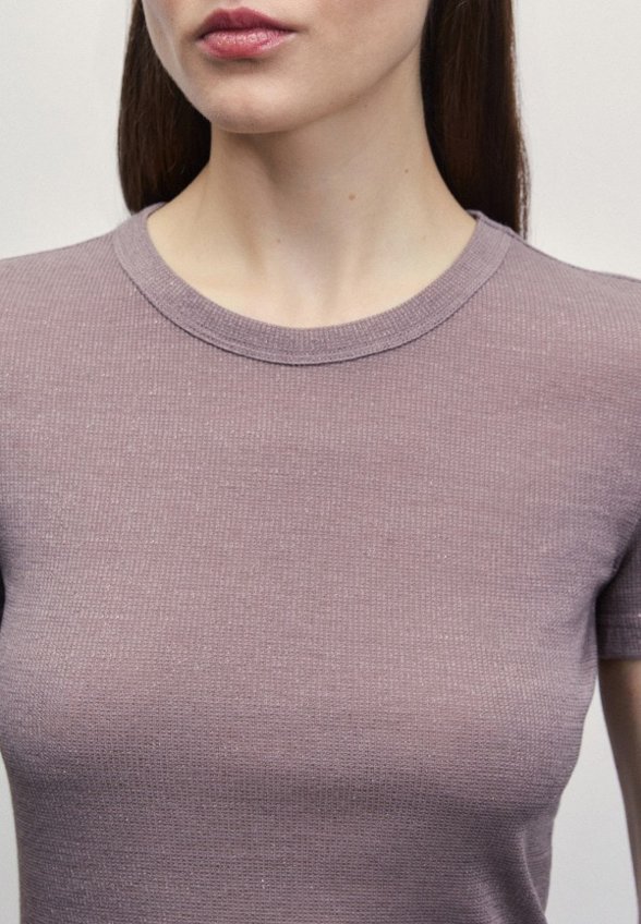 Футболка Zarina