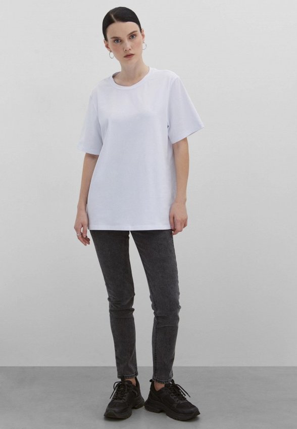 Футболка I Am Studio