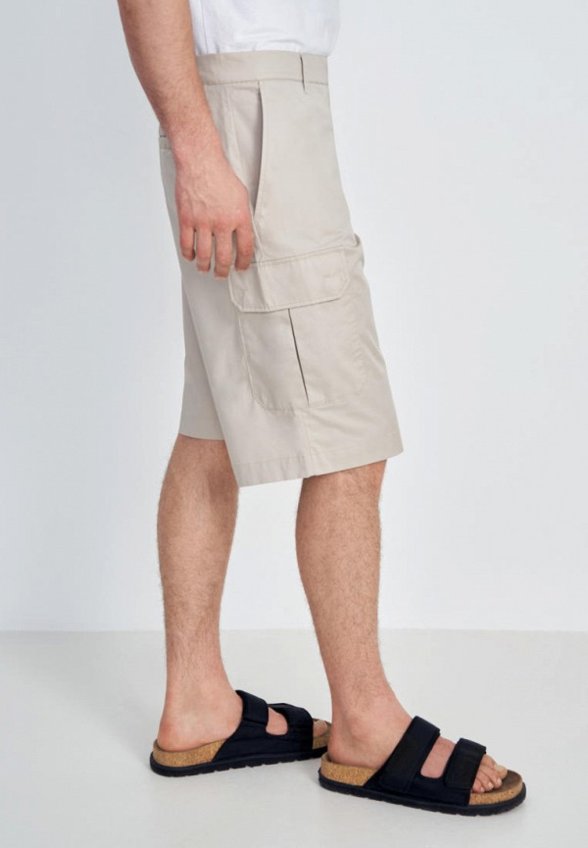 Шорты Finn Flare