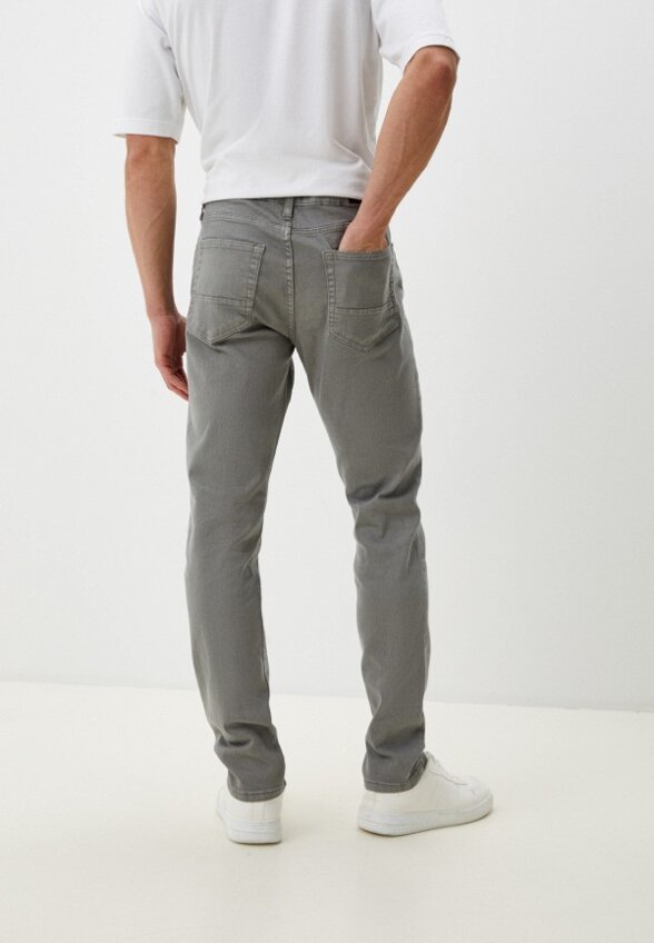 Джинсы Colin's