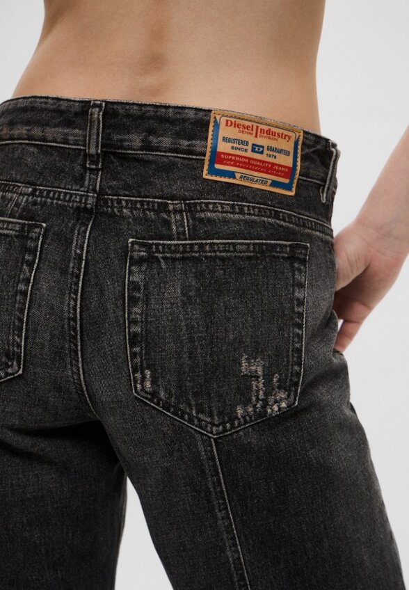 Джинсы Diesel