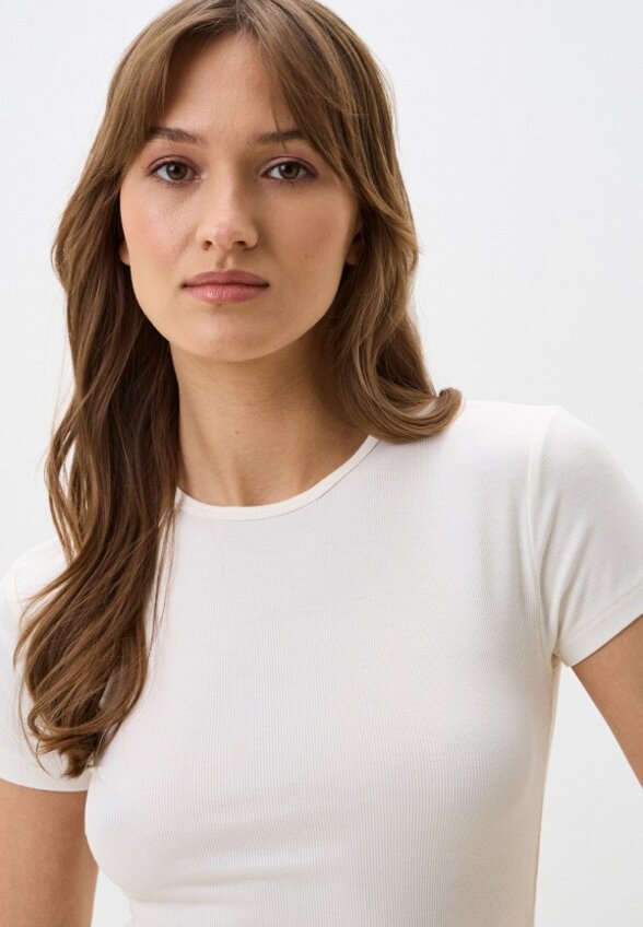 Футболка Colin's