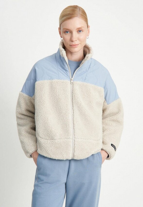 Куртка утепленная Finn Flare