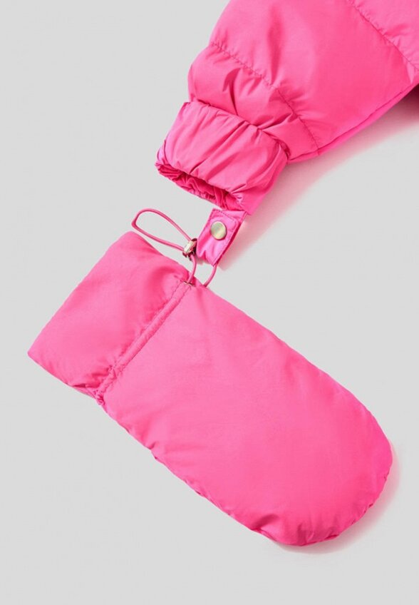 Пуховик и варежки Baon