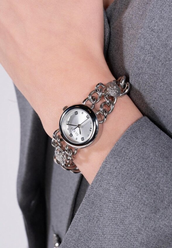Часы Guess