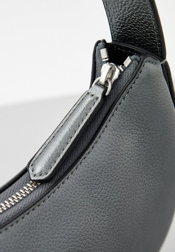 Сумка Karl Lagerfeld