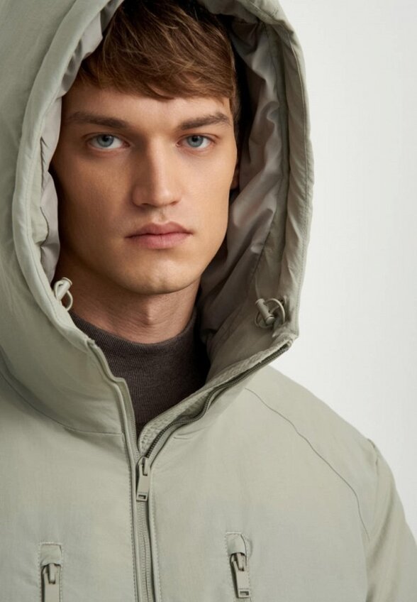 Пуховик Finn Flare