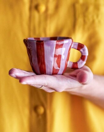 Кружка керамическая Bloomingville "Nini", микс с вишневым, 100 мл женщинам