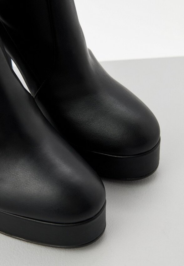 Ботильоны Casadei