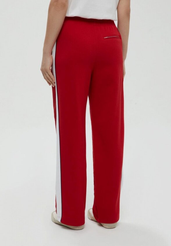 Брюки спортивные Finn Flare