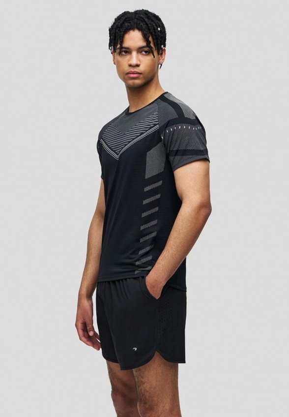 Футболка Baon