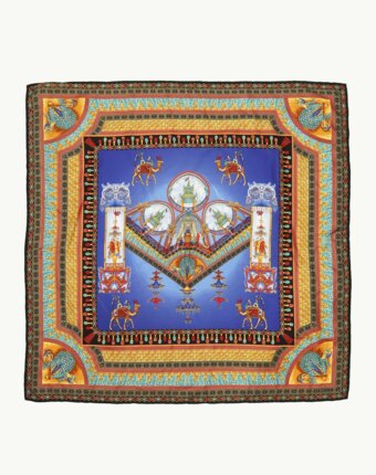 Versace Silk Scarf женщинам