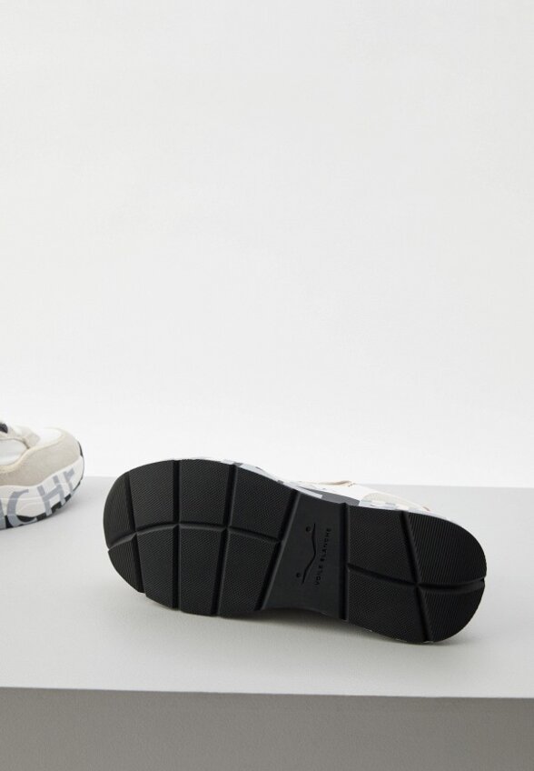 Кроссовки Voile Blanche