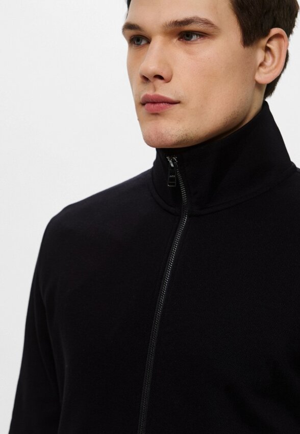 Олимпийка Boss