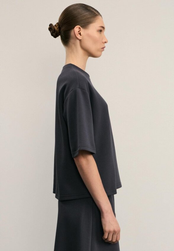 Футболка Zarina