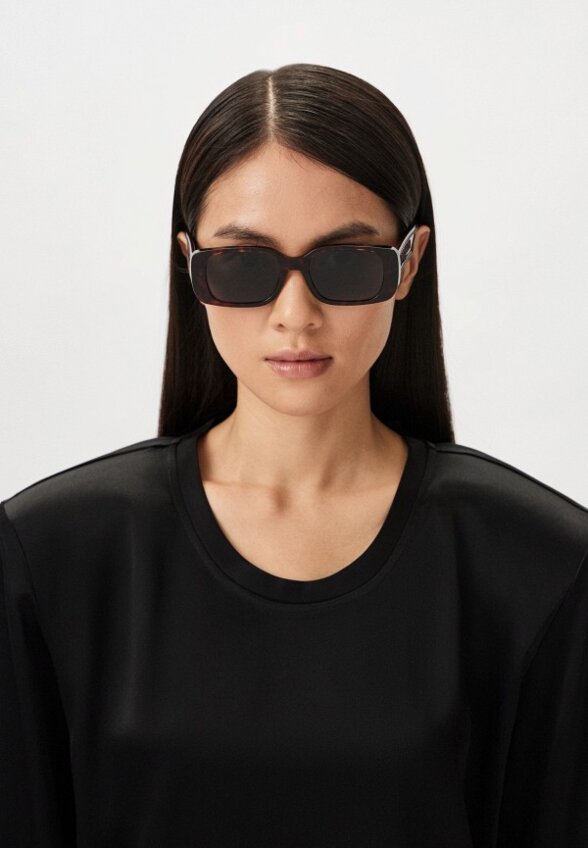 Очки солнцезащитные Dior