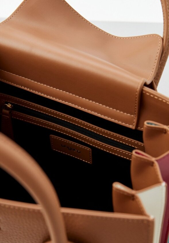 Сумка и брелок Ungaro