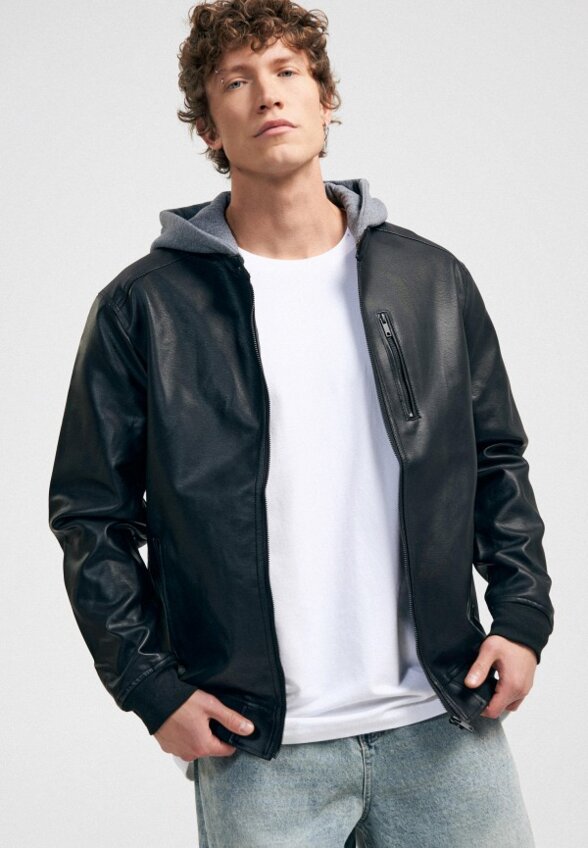 Куртка кожаная Твое