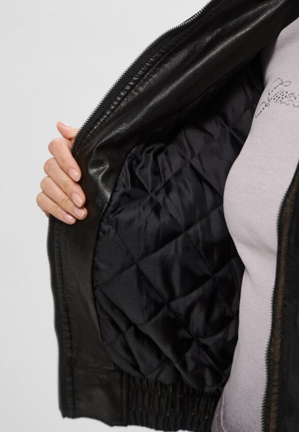 Куртка кожаная утепленная Guess Jeans