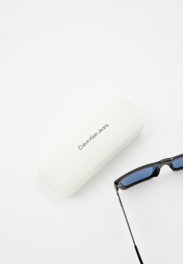 Очки солнцезащитные Calvin Klein Jeans