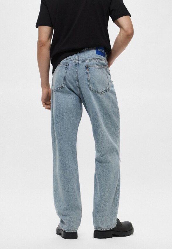 Джинсы Hugo