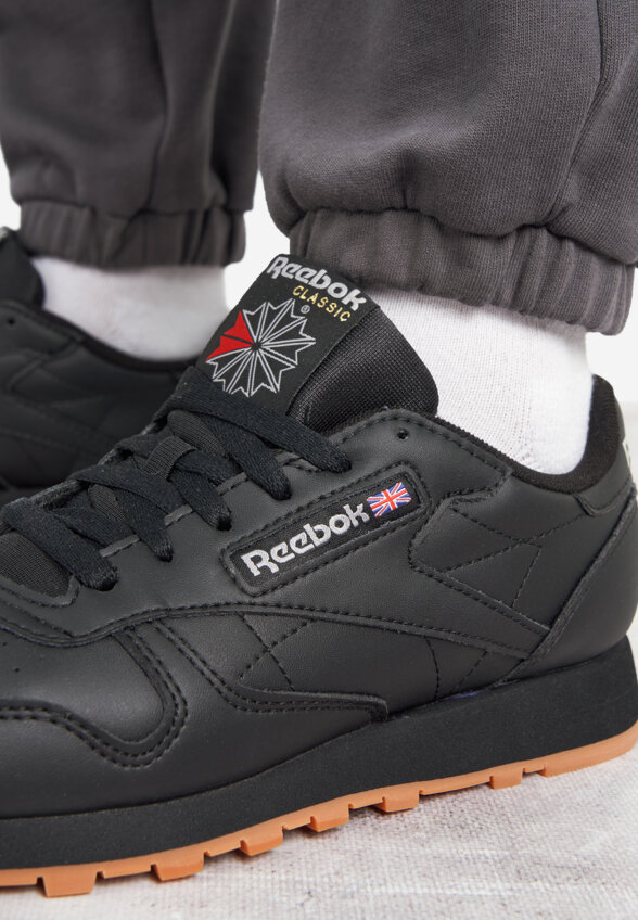 Кроссовки женские Reebok Classic Leather, Черный