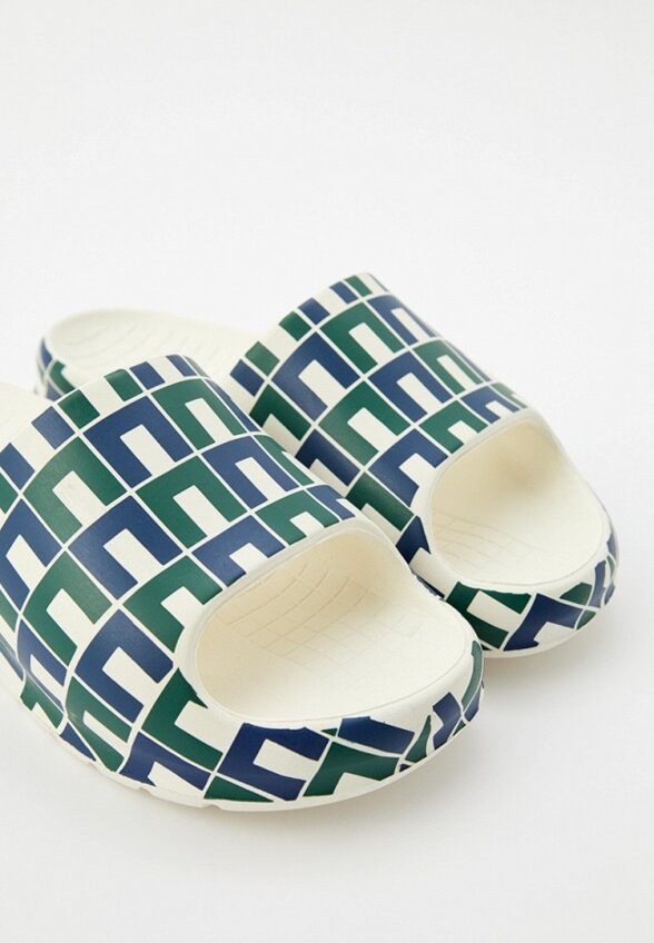 Сланцы Lacoste