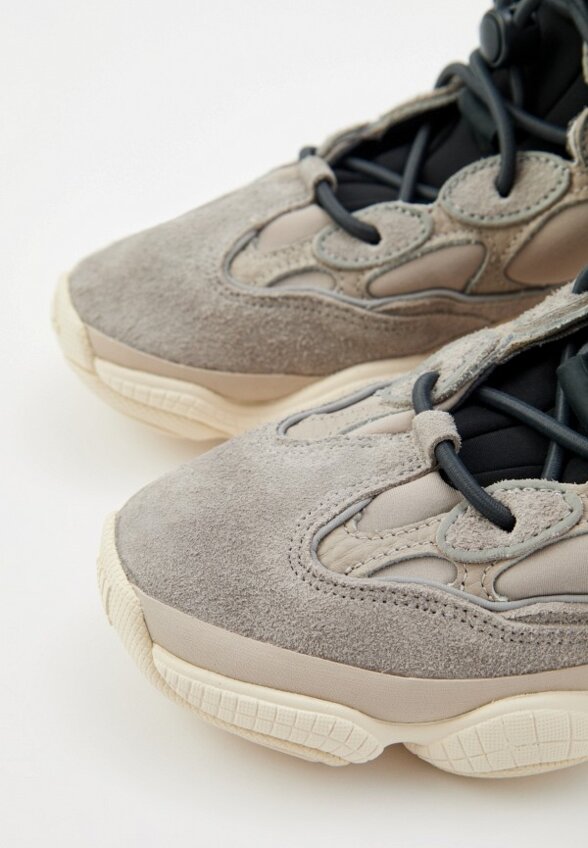 Кроссовки adidas YEEZY