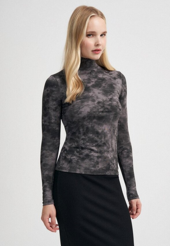 Водолазка Твое