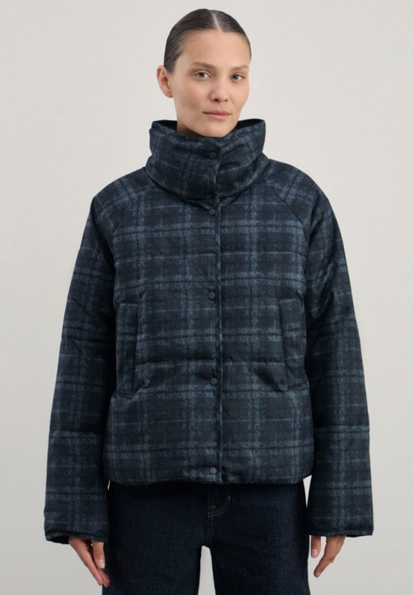 Пуховик Zarina