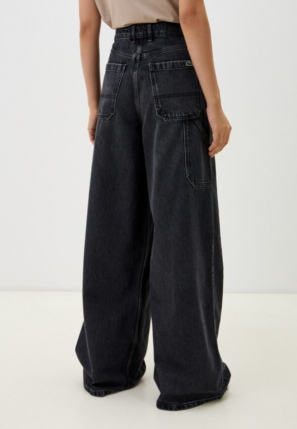 Джинсы Lacoste