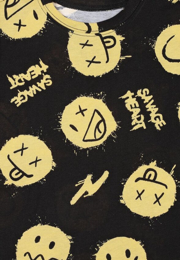 Футболка Апрель