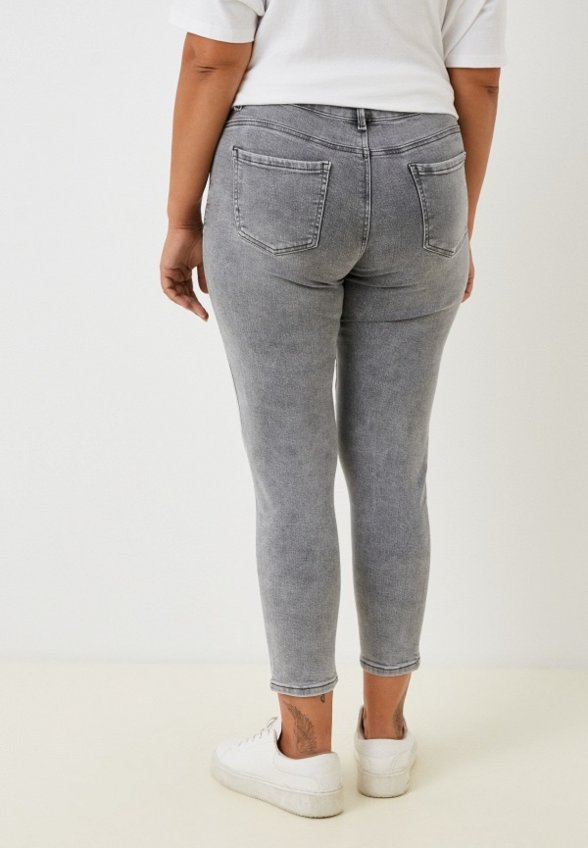 Джинсы Sheikha