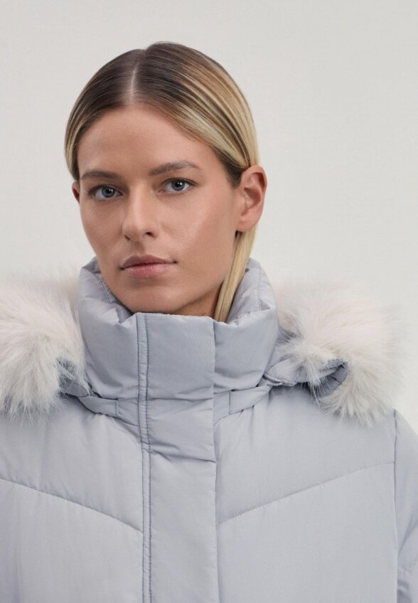 Пуховик Zarina