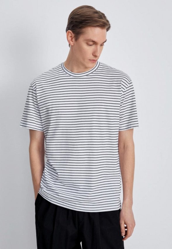 Футболка Finn Flare