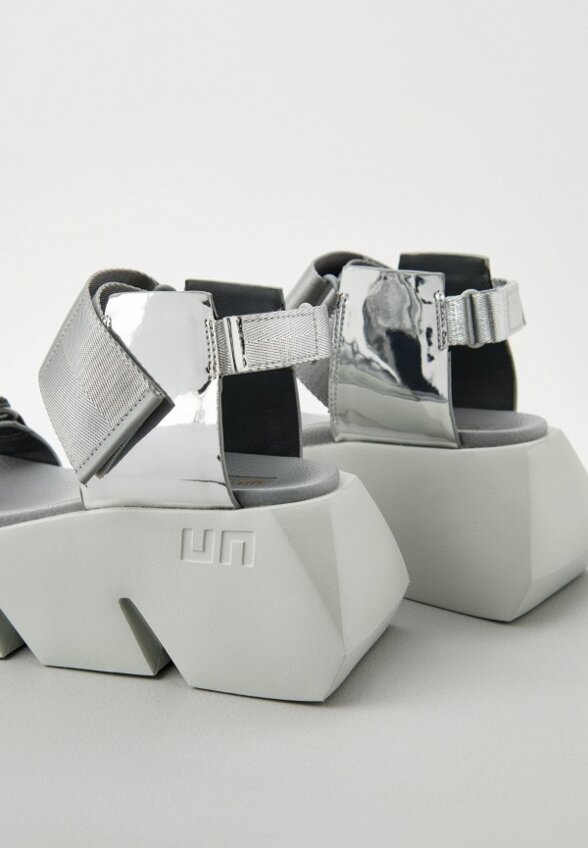 Босоножки United Nude