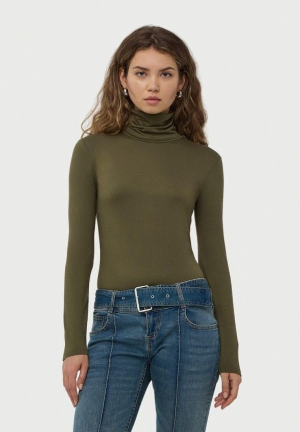 Водолазка Terranova