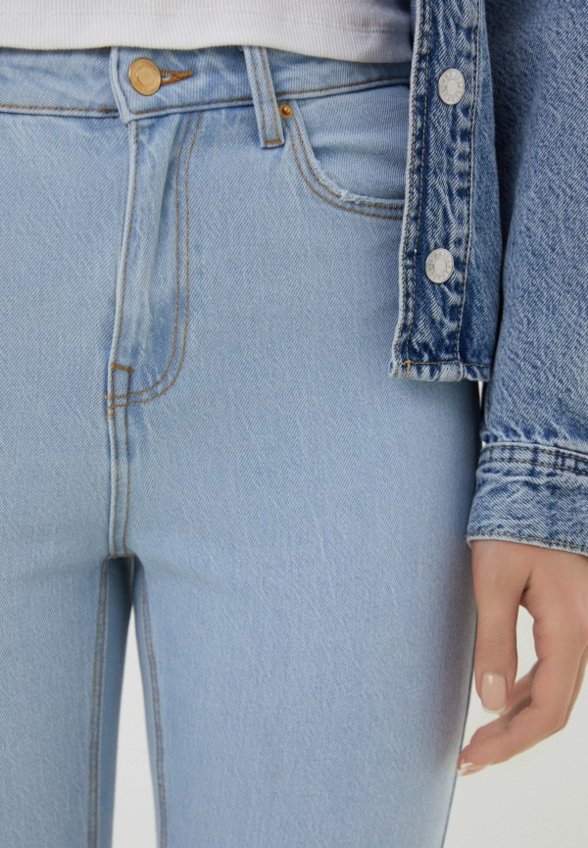 Джинсы Colin's